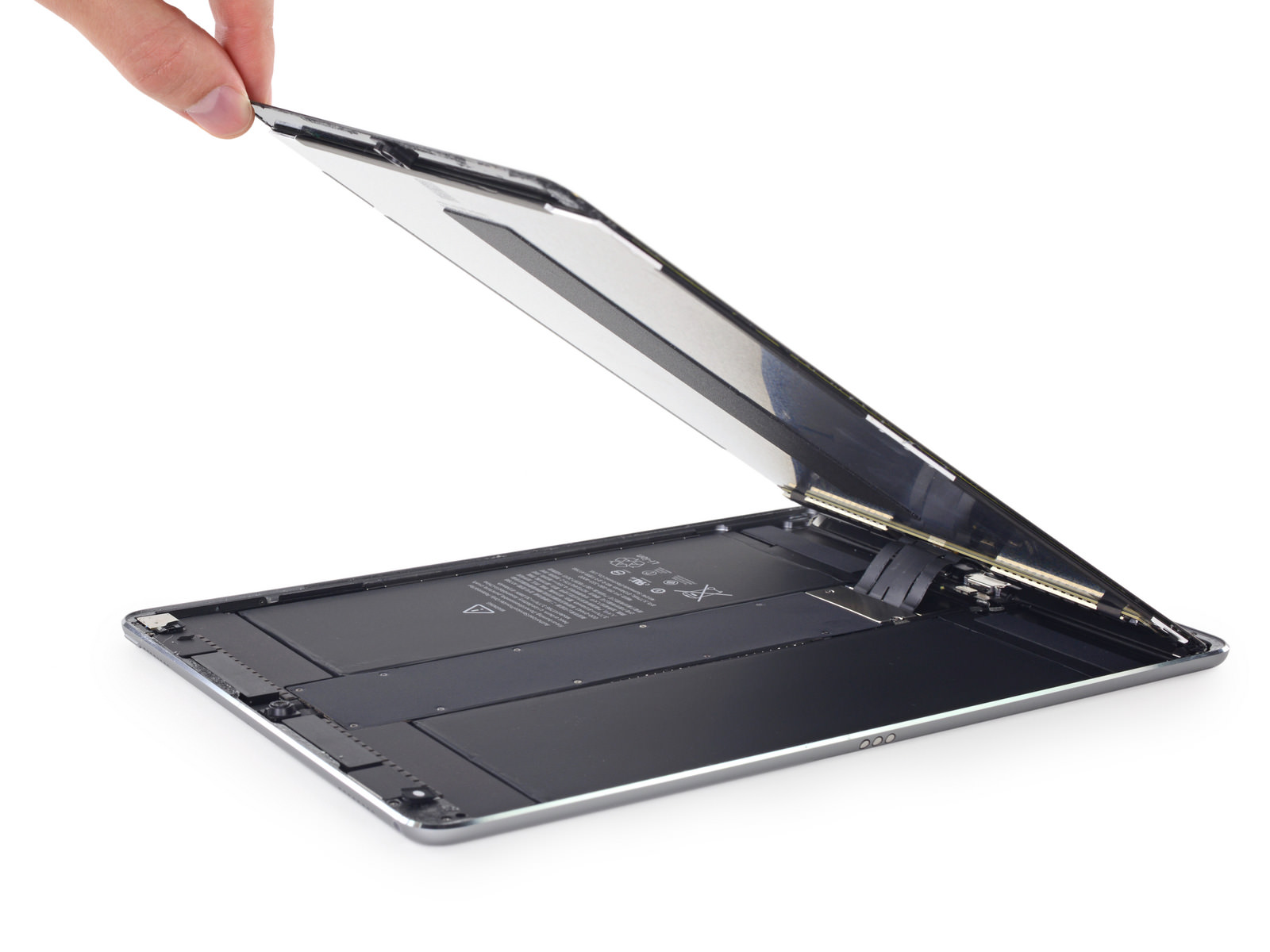 10.5インチ「iPad Pro」の分解レポートが公開 内部設計は9.7インチ 