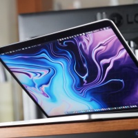 PC/タブレット ノートPC レビュー】「MacBook Pro 2017」買うべきはどんな人～1年以上使っ 