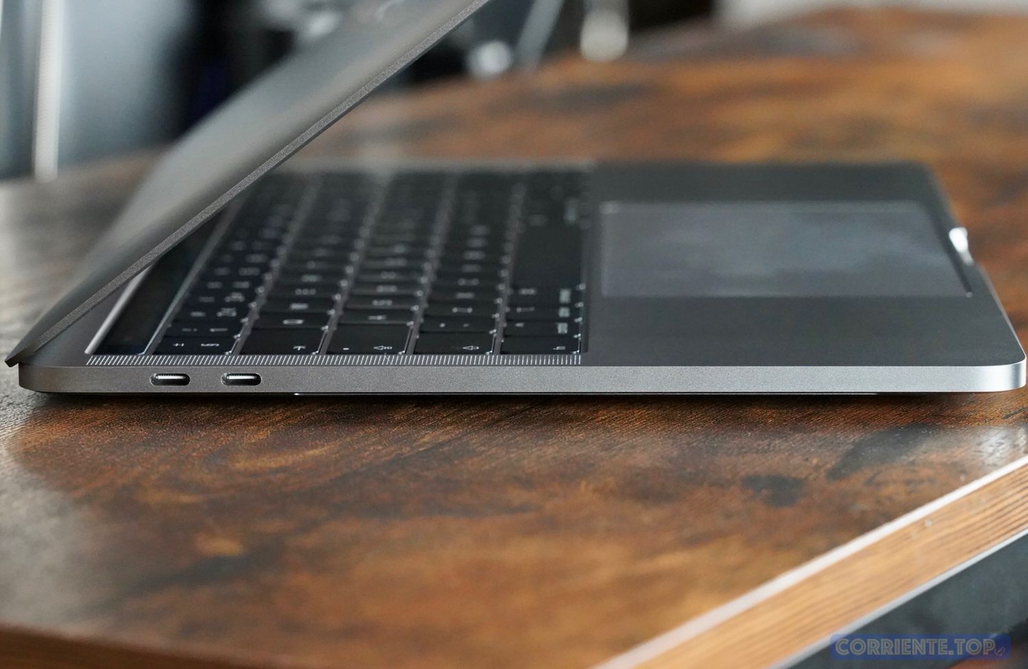 徹底レビュー】MacBook Pro 2019 13インチ：性能向上とキーボードの ...