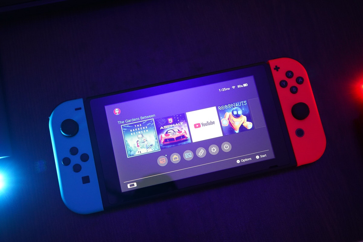 新型Nintendo Switchは画面が大型化。有機ELディスプレイ搭載、4K出力 