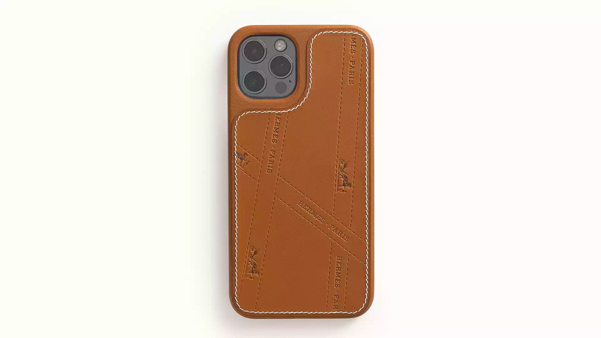 HermèsのMagSafe対応iPhone 12/12 Pro用本革ケースが登場。価格は 