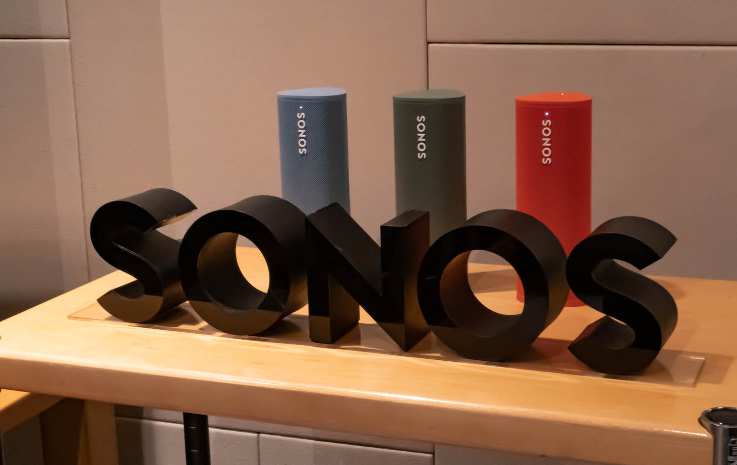 Sonos Roam｣ に緑、青、オレンジの新色モデルが登場。日本では今夏発売 