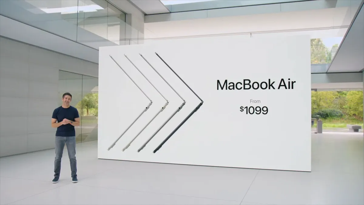 13インチMacBook Airが海外で値下げ。日本は据え置きの模様